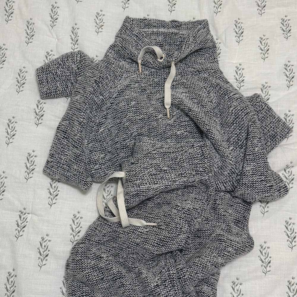 Aerie Black and White Knit Sweater and jogger set